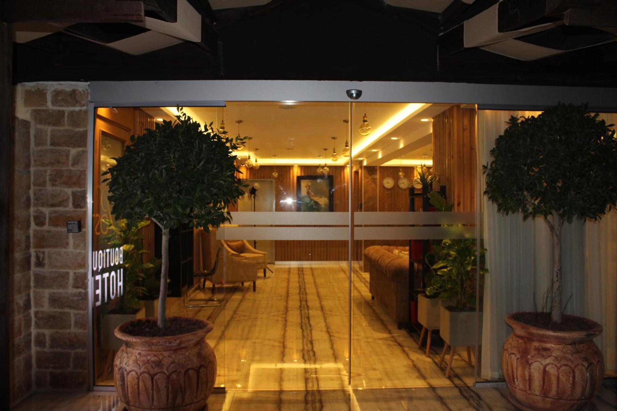 Post Hotel アンマン エクステリア 写真